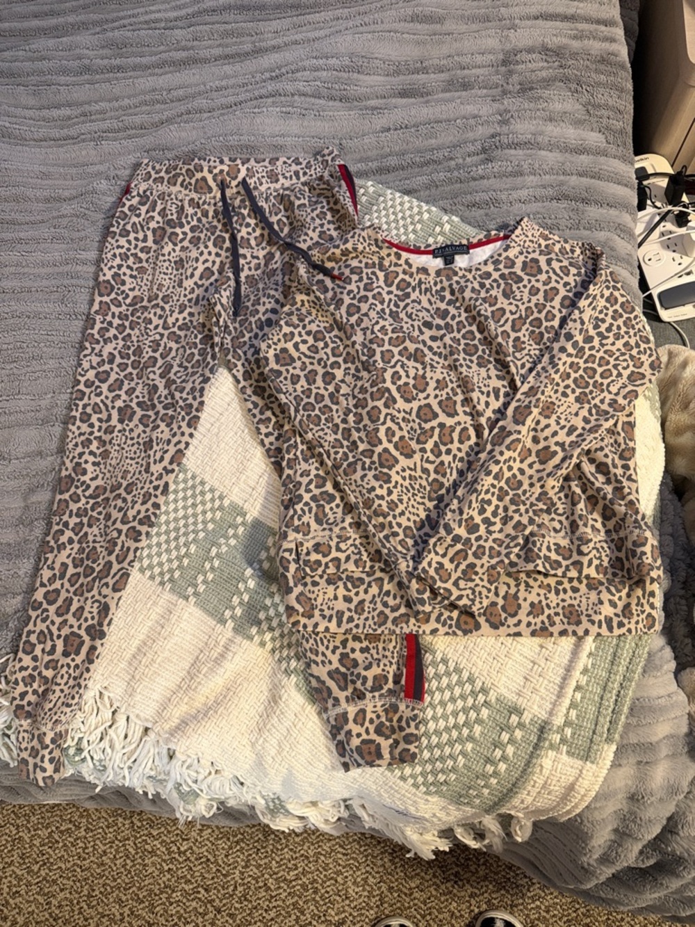 Women’s PJ Salvage pajama set ❤️